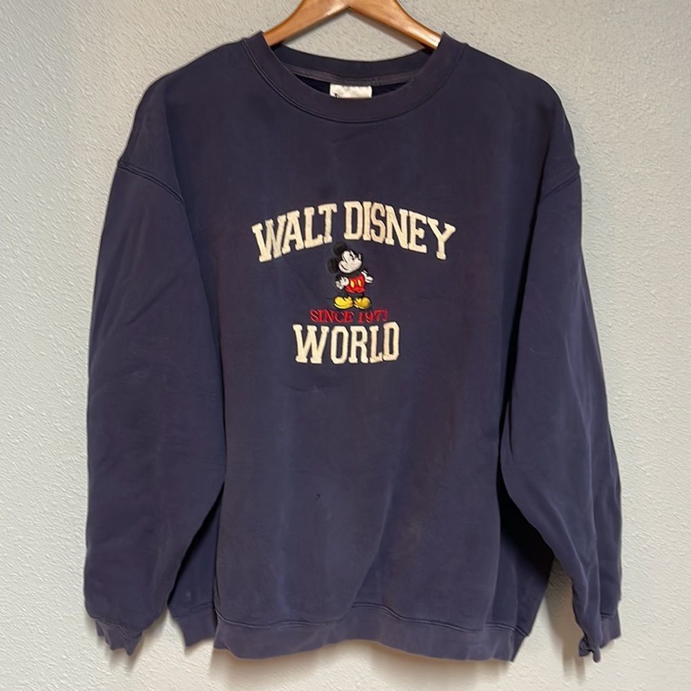 DISNEY Vintage Sweatshirt - Picture 6 of 11